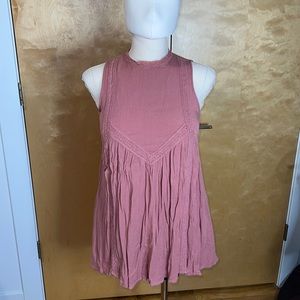 Francesca’s Otylia Shift Dress in Size Small